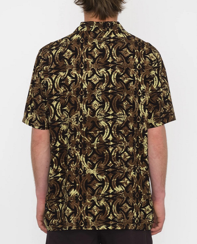 Camicia Volcom Bold Moves da uomo – tessuto in viscosa, maniche corte, stampa vintage, e bottoni con logo Volcom.