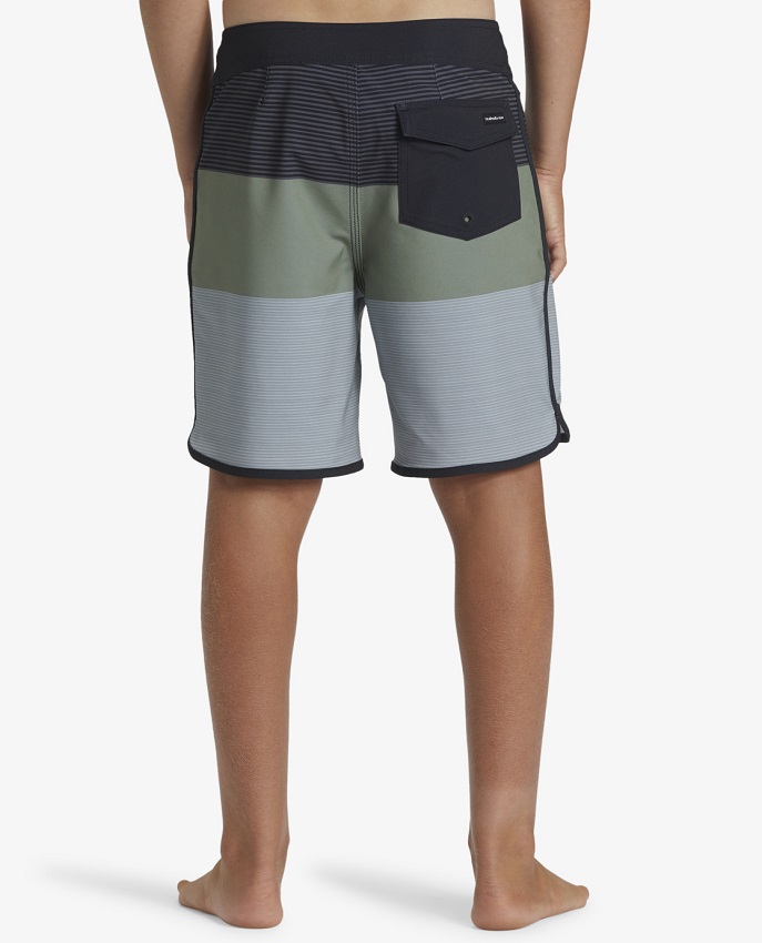 Boardshort Quiksilver Surfsilk Tijuana per ragazzi, con tessuto 4way-stretch e trattamento impermeabile, ideali per l'abbigliamento da surfist
