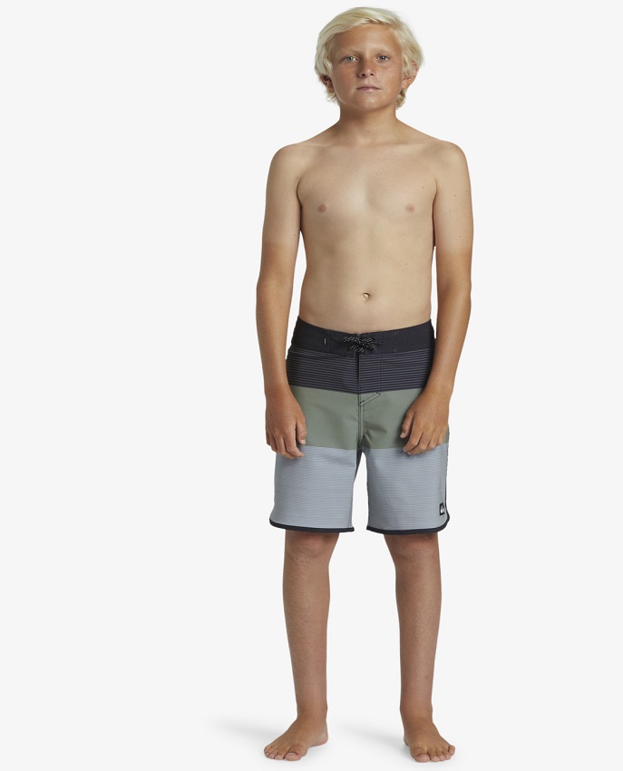 Boardshort Quiksilver Surfsilk Tijuana per ragazzi, con tessuto 4way-stretch e trattamento impermeabile, ideali per l'abbigliamento da surfist