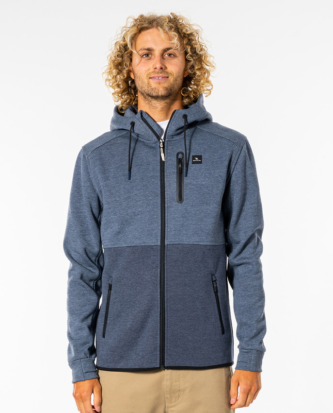 Felpa Rip Curl Departed Anti Series, impermeabile, anti-vento, e anti-freddo, perfetta per le giornate di avventura.