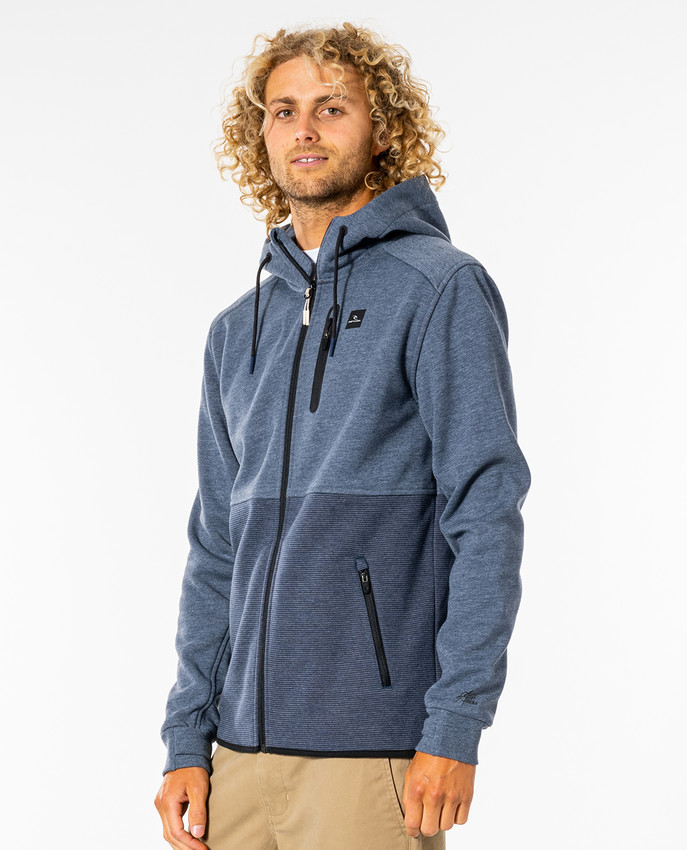 Felpa Rip Curl Departed Anti Series, impermeabile, anti-vento, e anti-freddo, perfetta per le giornate di avventura.