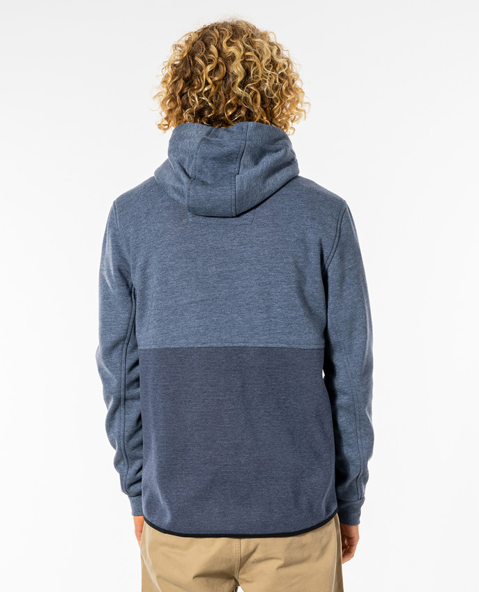 Felpa Rip Curl Departed Anti Series, impermeabile, anti-vento, e anti-freddo, perfetta per le giornate di avventura.