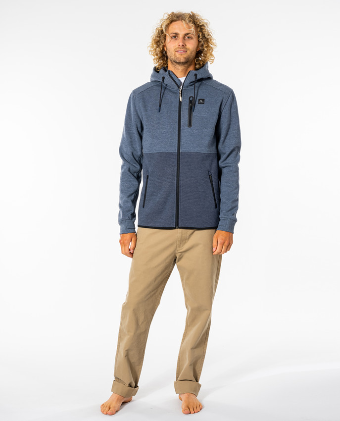 Felpa Rip Curl Departed Anti Series, impermeabile, anti-vento, e anti-freddo, perfetta per le giornate di avventura.