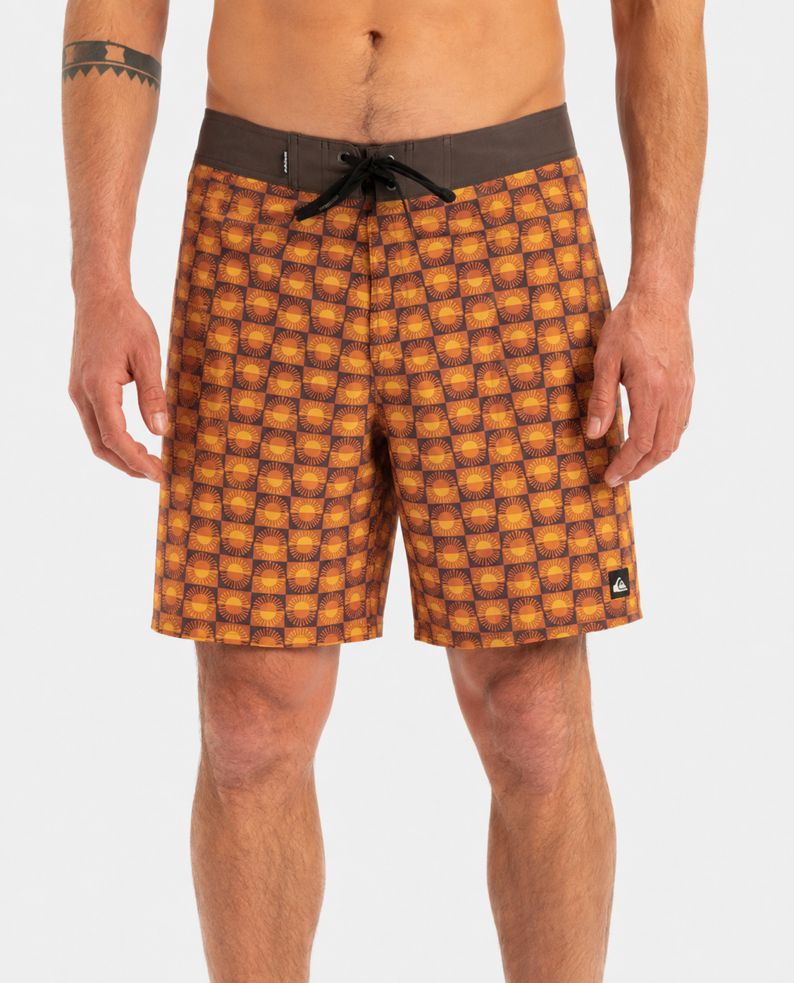 Boardshort Surfsilk Straight Leg Quiksilver da uomo con fantasia Florever Bran e vita fissa.