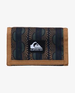 Portafoglio The Everydaily Quiksilver verde a tre facce con portamonete zip ed etichetta frontale.