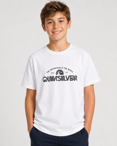 Maglietta Ev Corpo Classic Quiksilver da ragazzo con serigrafia sul petto e girocollo.