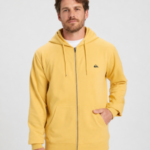 Felpa Basic Quiksilver gialla da uomo con cappuccio, tasca marsupio e logo nero ricamato sul petto.